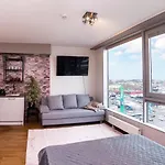 Apartamento Revalia Fahle Airport Bus-station With Views *
