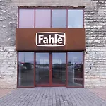 Apartamento Revalia Fahle Airport Bus-station With Views