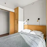 Revalia Fahle Airport Bus-station With Views Apartamento *