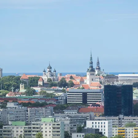 Apartment Revalia Fahle Airport Bus-station With Views Tallinn