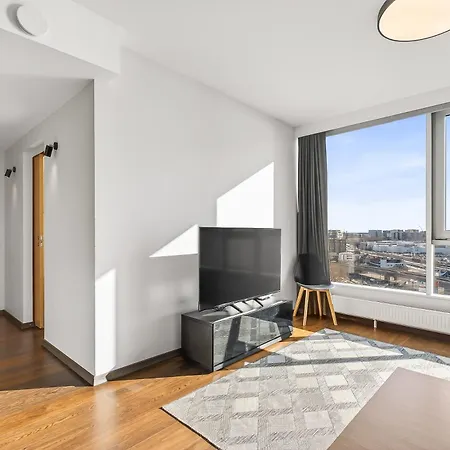 Revalia Fahle Airport Bus-station With Views Apartman Tallinn