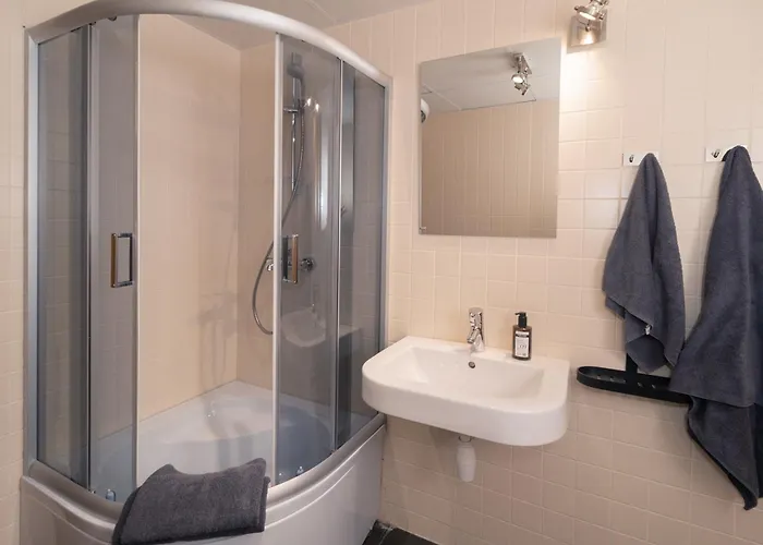 Revalia Fahle Airport Bus-station With Views * Tallin