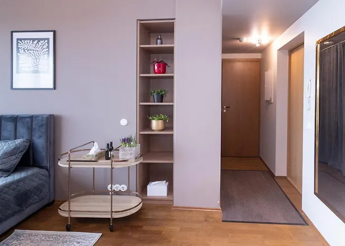 Apartman Revalia Fahle Airport Bus-station With Views Tallinn