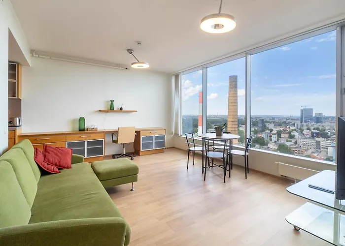 Revalia Fahle Airport Bus-station With Views Apartman