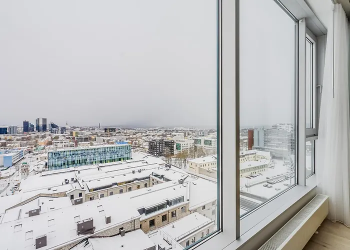 Revalia Fahle Airport Bus-station With Views Apartman