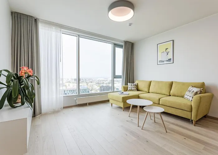 Revalia Fahle Airport Bus-station With Views Apartament Tallin