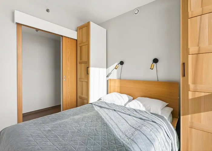 Revalia Fahle Airport Bus-station With Views Apartman *