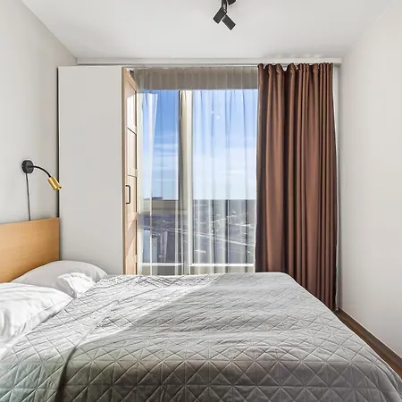 公寓 Revalia Fahle Airport Bus-station With Views *