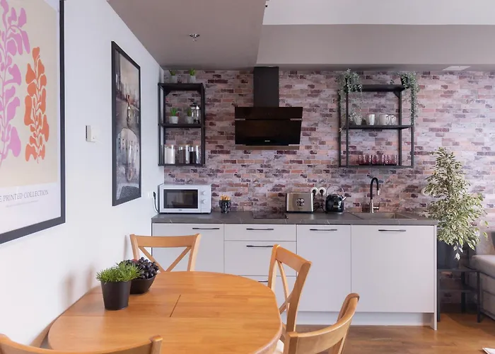 Revalia Fahle Airport Bus-station With Views 公寓 *