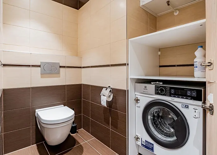 公寓 Revalia Fahle Airport Bus-station With Views 塔林