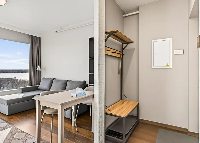 Revalia Fahle Airport Bus-station With Views 公寓